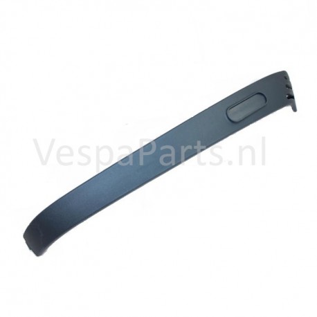 02: Motorscherm Links Vespa LX/LXV (pigment blauw/zwart)