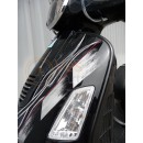 Beenschild sierstrip Links Vespa GTS